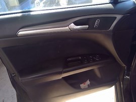 2015 FORD FUSION, BLACK, SE, 2.5L, AT.  F25936